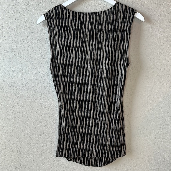 Classiques Entier From Nordstrom Silk Blend Surplice Tank Size Large - Picture 6 of 10